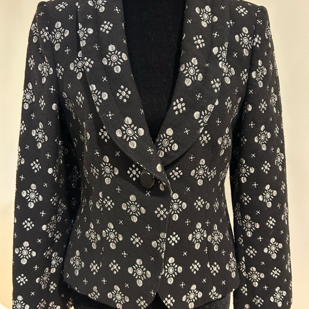 Armani Collezioni Black and White Blazer with Elegant Pattern
